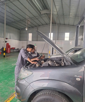 Dịch Vụ Sửa Chữa Động Cơ Ô Tô Tại Phạm Duy Auto - Giải Pháp Tối Ưu Cho Mọi Vấn Đề Về Động Cơ